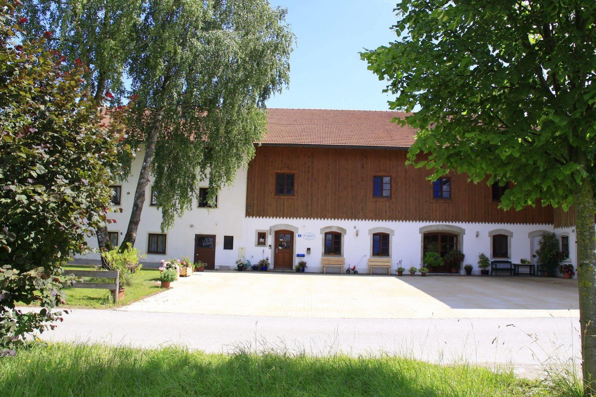 Pension Bernhardhof Otterfing Kültér fotó