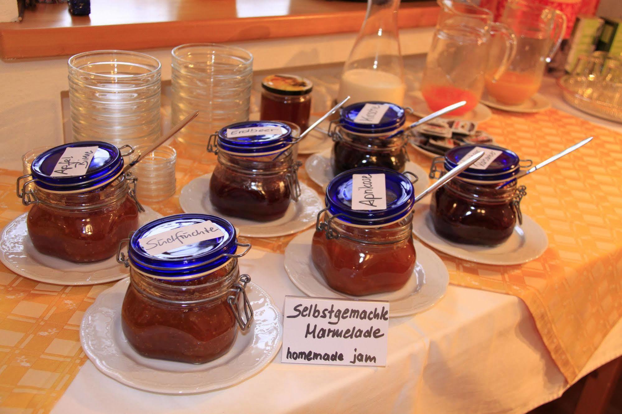Pension Bernhardhof Otterfing Kültér fotó