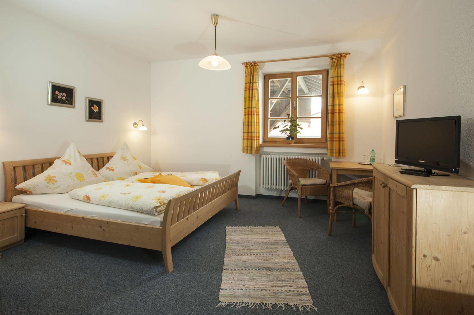 Pension Bernhardhof Otterfing Kültér fotó
